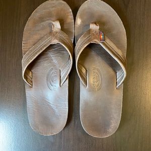 GUC Men’s Premier Leather Rainbow Flip-Flops